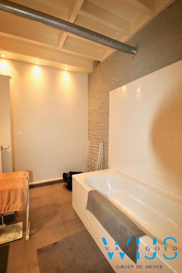 Leuke gezinswoning in centrum Waarschoot! 