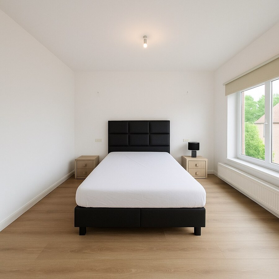 Te koop: Instapklare woning met optie tot drie slaapkamers, zuid gerichte stadstuin én EPC label B in het hart van Sint-Niklaas! 