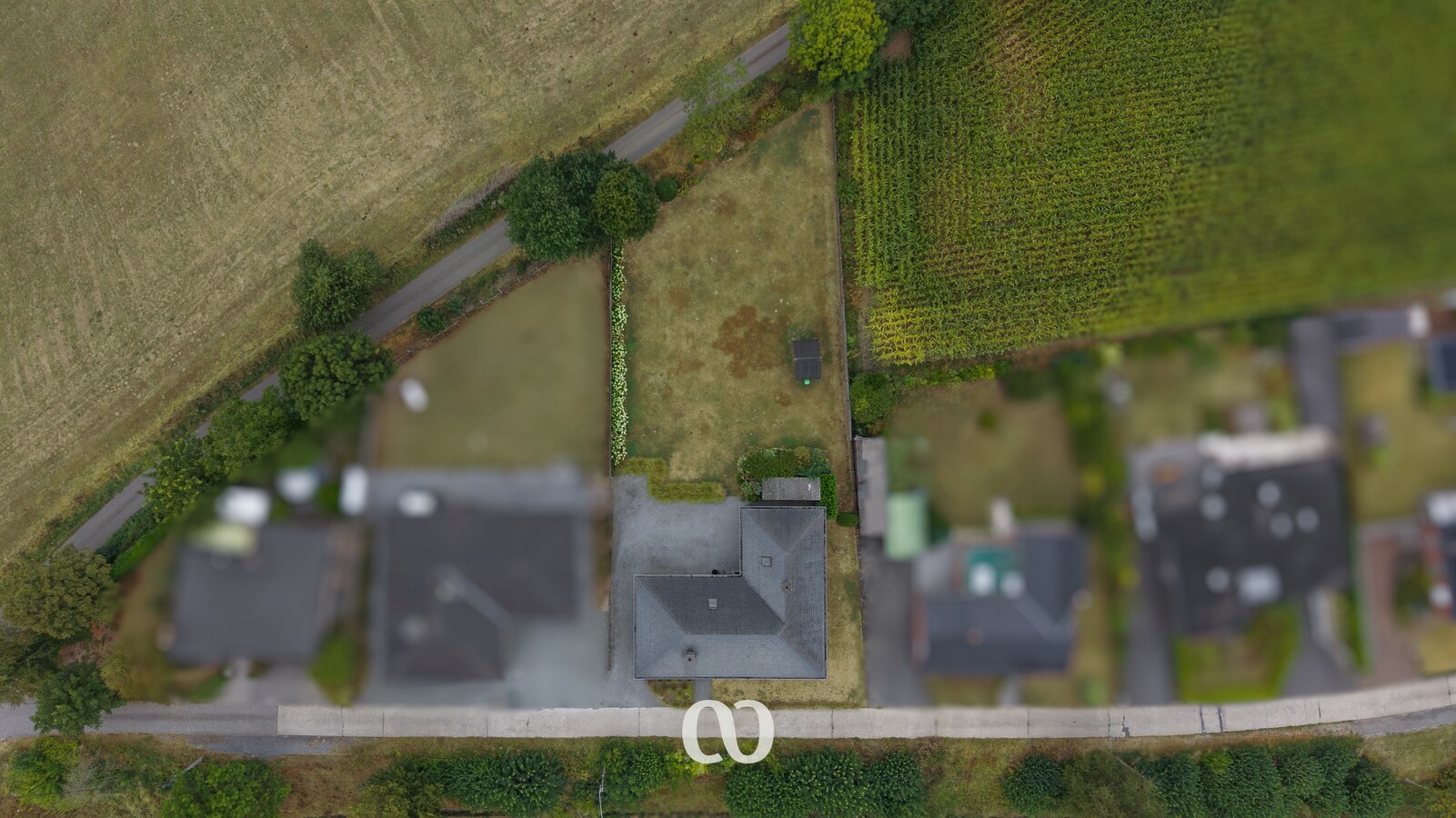 Uniek gelegen gelijkvloerse woning met prachtig zicht 