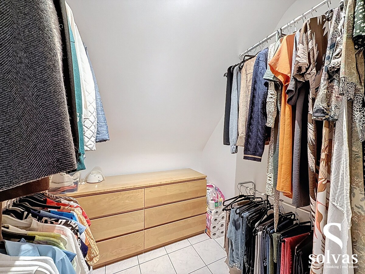 Rustig gelegen woning met zuidgerichte tuin en open zichten 