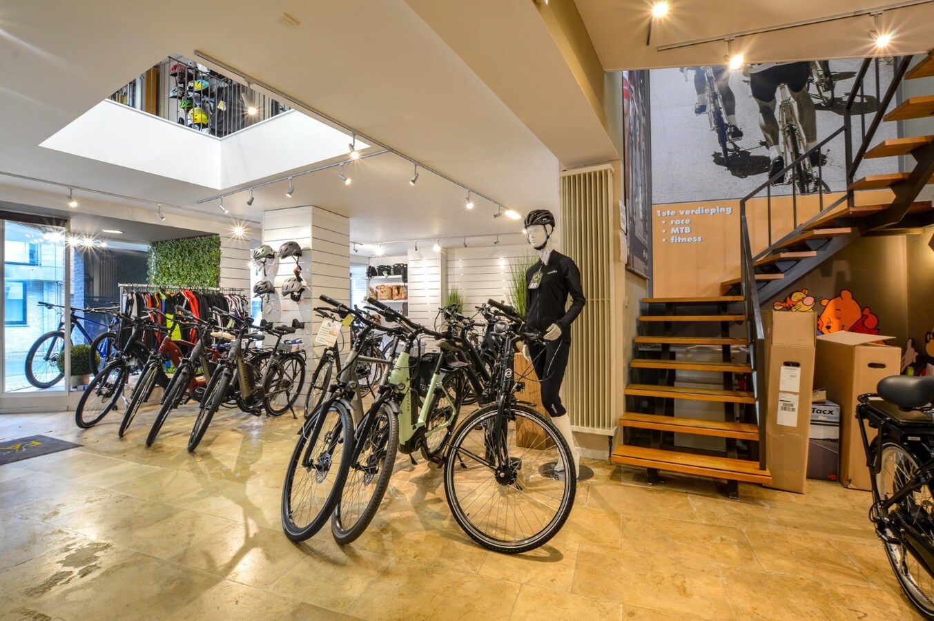 Te koop commerciële winkel - Zedelgem