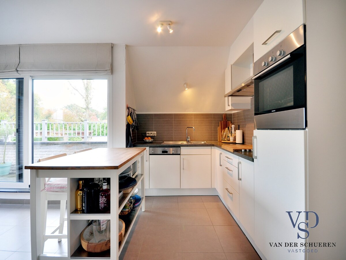 2 slpk-appartement in hartje Dikkelvenne 