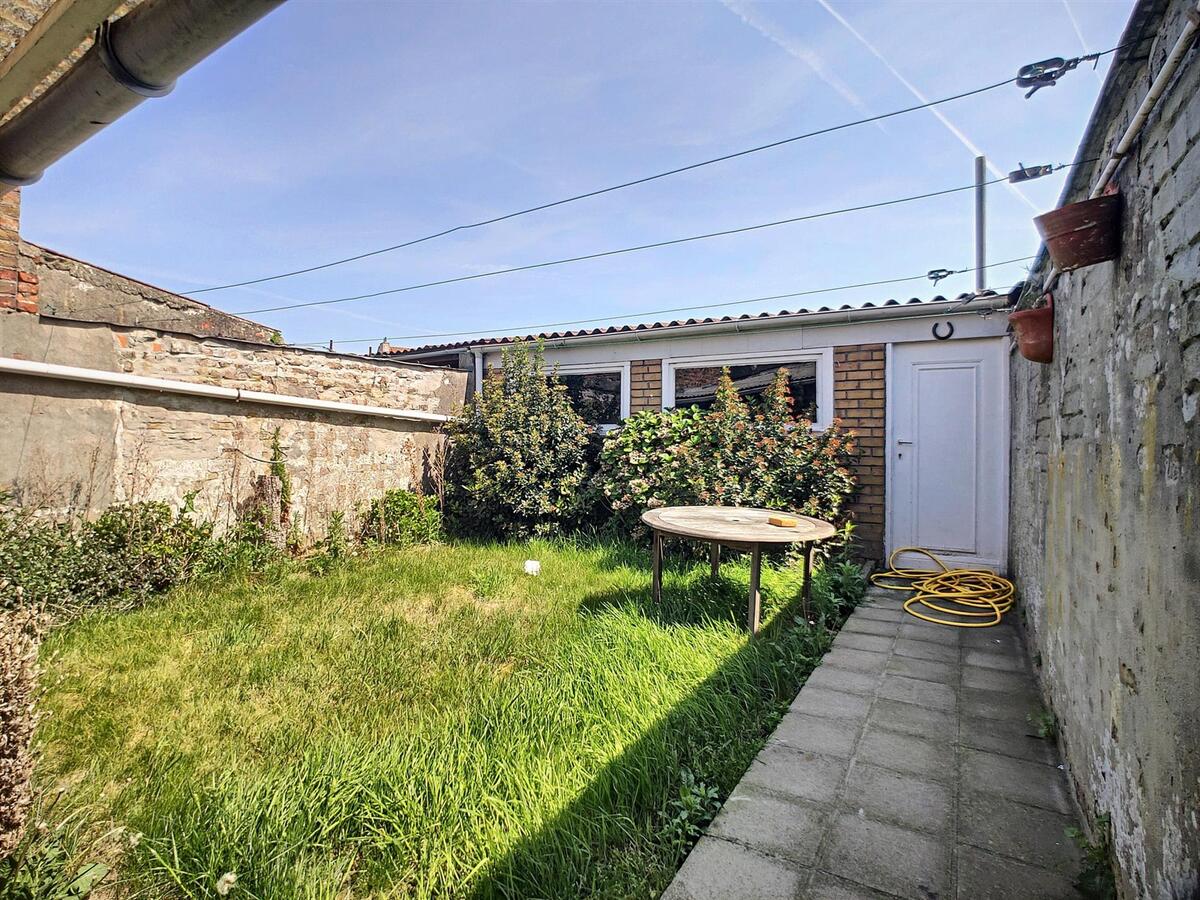 Ruime gezinswoning met tuin - Heist 