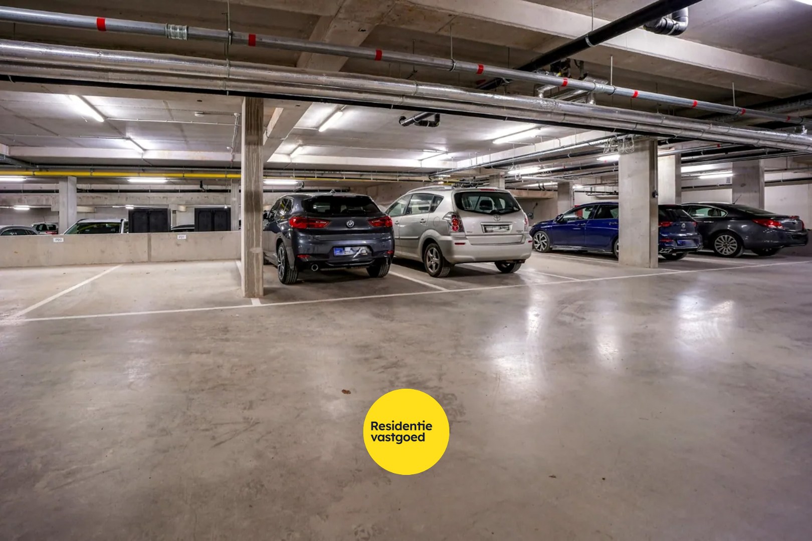 Prachtig 1-slaapkamerappartement met ruim terras (serviceflat) in Residentie Beukenhof, uniek wonen in de dorpskern van Oostduinkerke. 