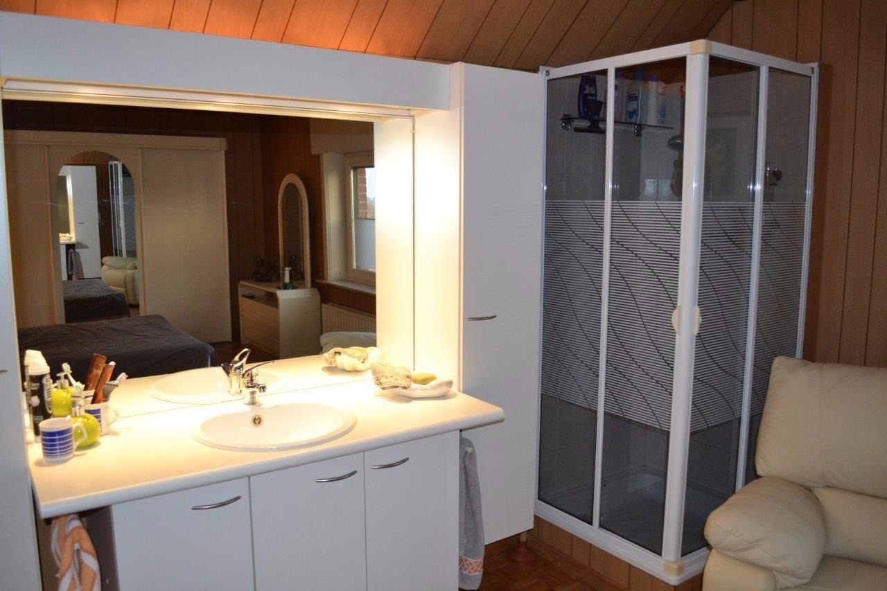 Leuke ééngezinswoning op ca. 2,32ha te Geluveld (Zonnebeke) 