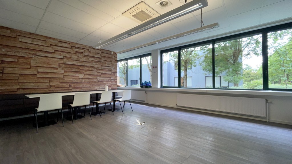 Kantoren te huur op bedrijventerrein Veldkant te Kontich