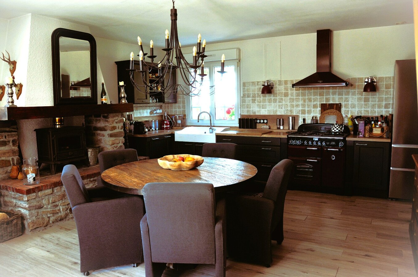 Prachtige, volledig gerenoveerde villa/paardenlandgoed op ca. 2,8 ha in Calvados, Normandië, Frankrijk 