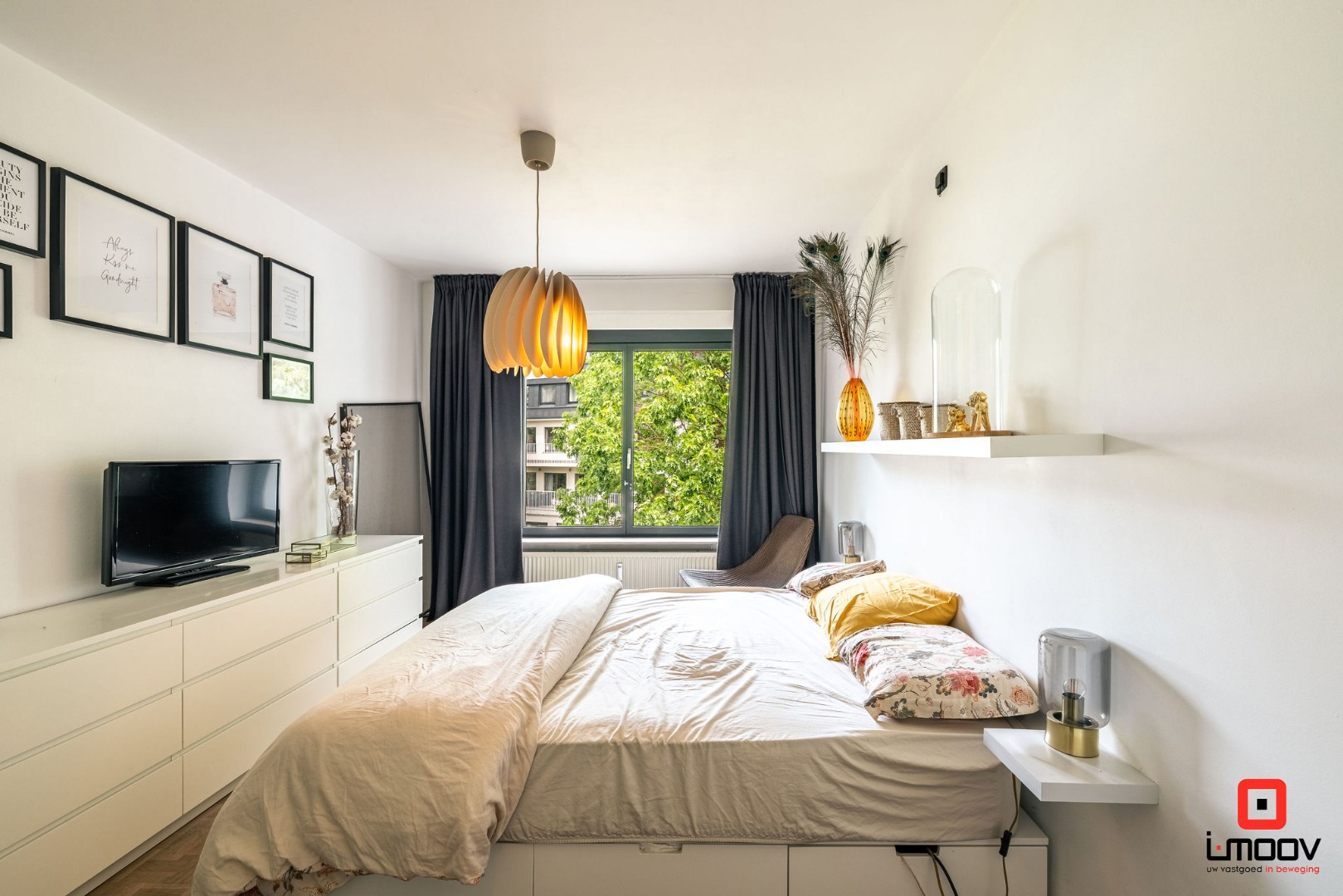 Ruim en lichtrijk appartement met terras en garage op topligging te Sint-Denijs-Westrem 