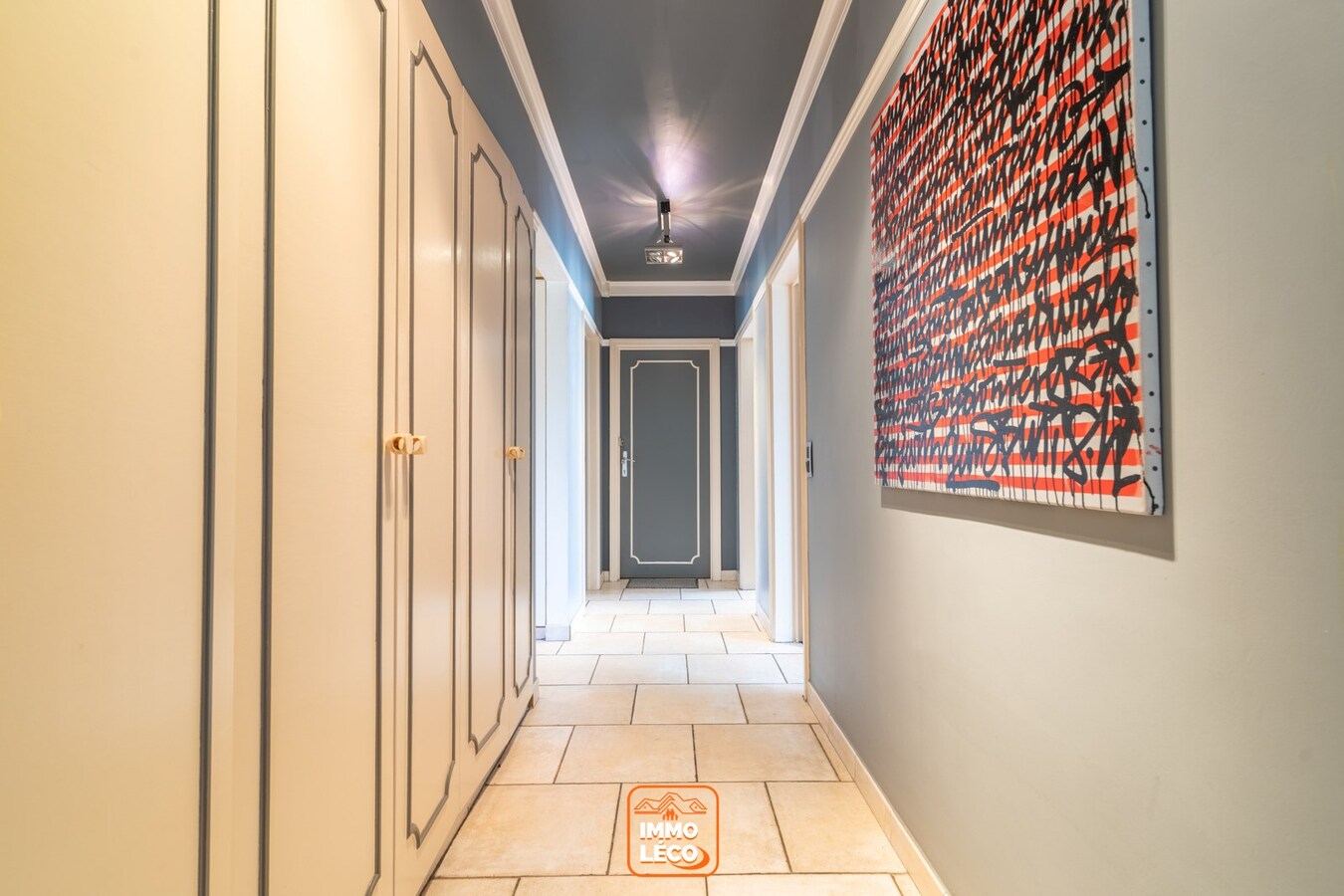 Superbe propriété « semi plain-pied » érigée sur une parcelle de 1823m2, COUP DE COEUR ABSOLU ! 