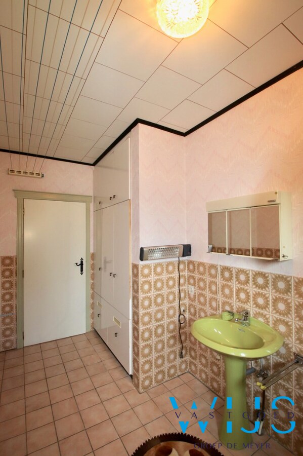Ruime bungalow op 840 m² te KLUIZEN/EVERGEM ! 