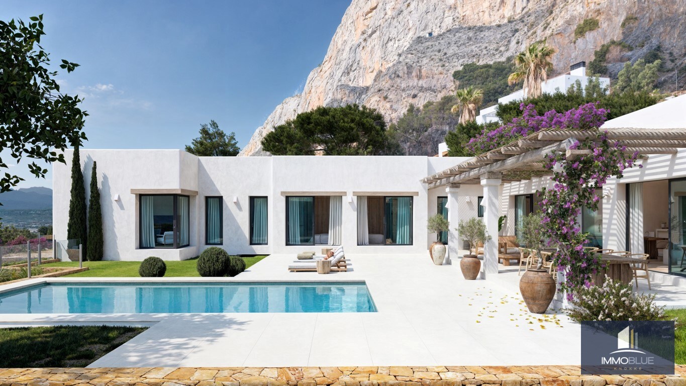 Nieuwbouw luxe villa te koop op de zonnige zuidflank van de Montgó. 