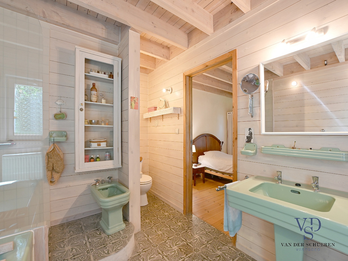 Exceptioneel gelegen eigendom te Baaigem. 