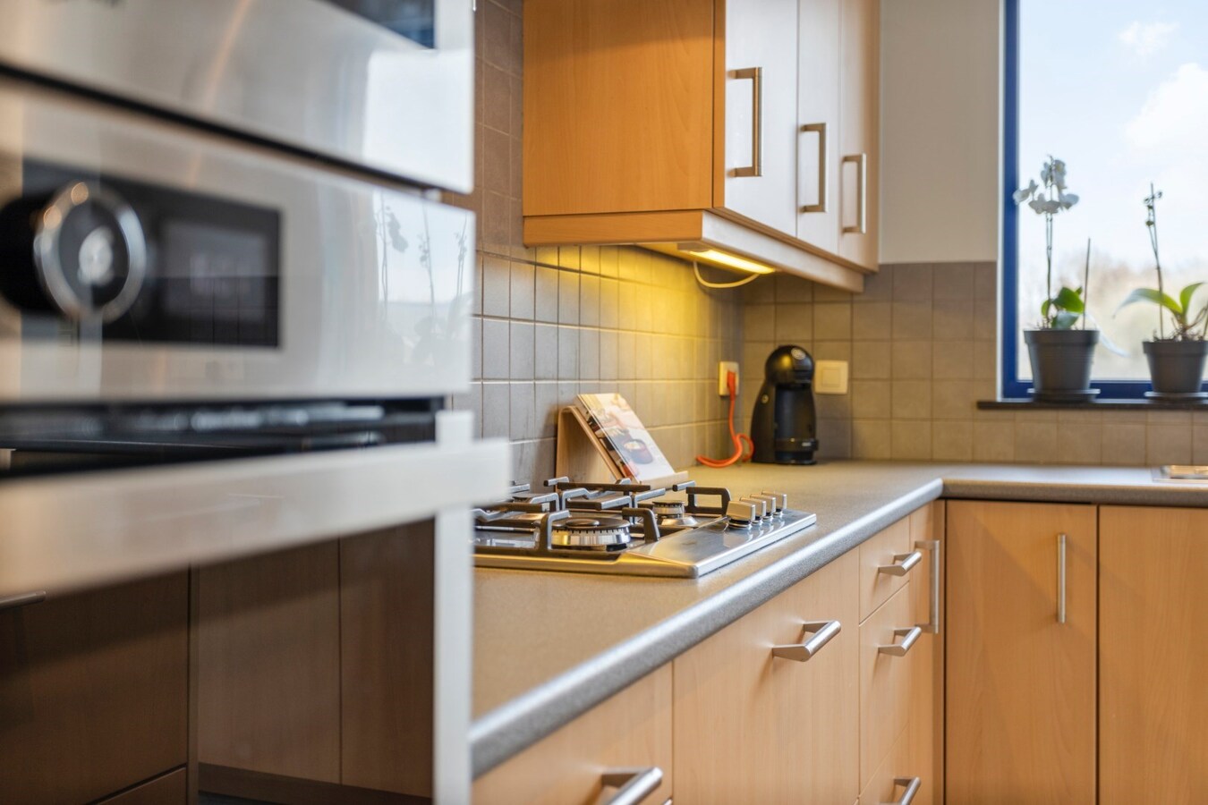 Instapklare burgerwoning met prachtige tuin - 4 slpks 