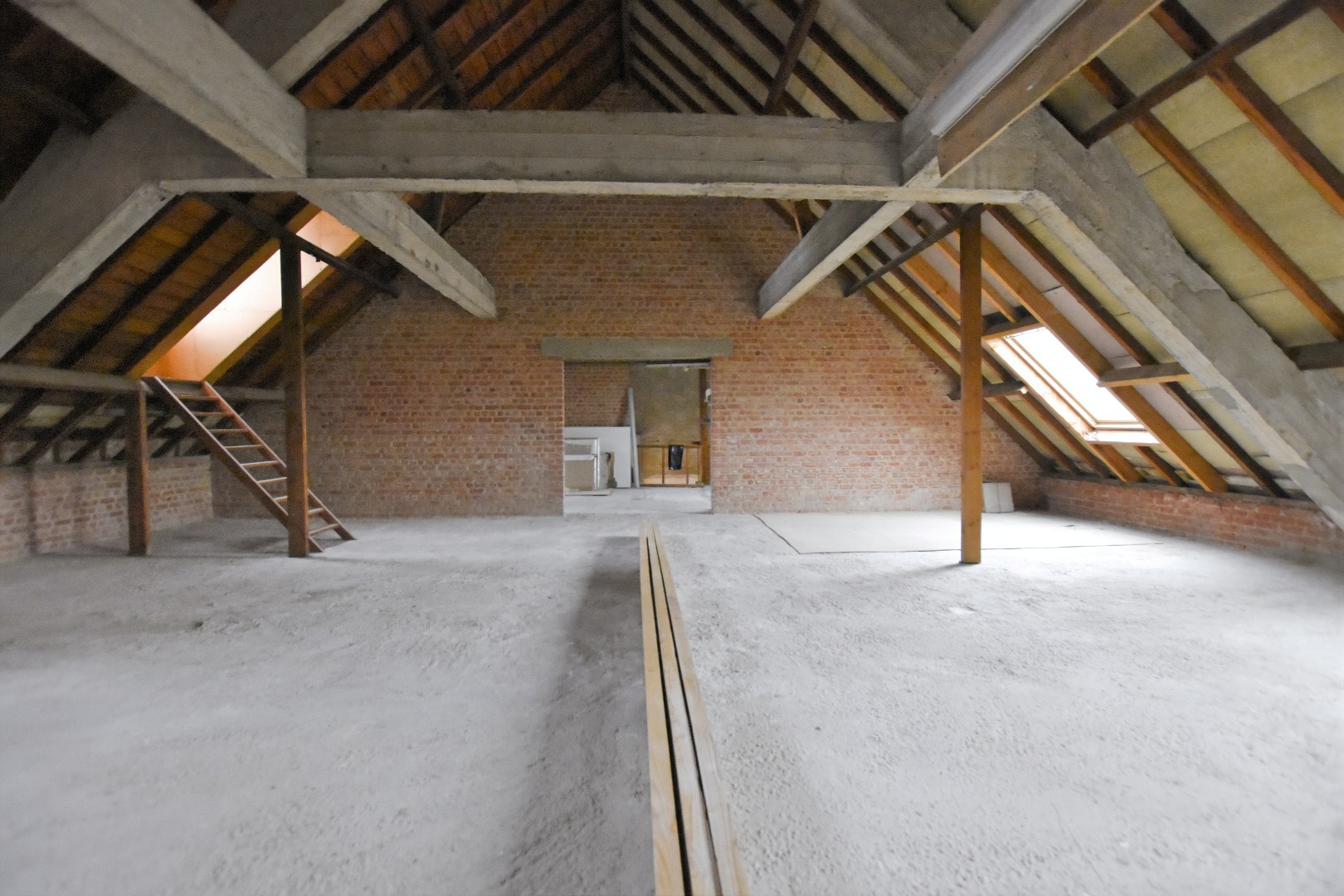 UNIEK ONTWIKKELINGSPROJECT CENTRUM VEURNE. 