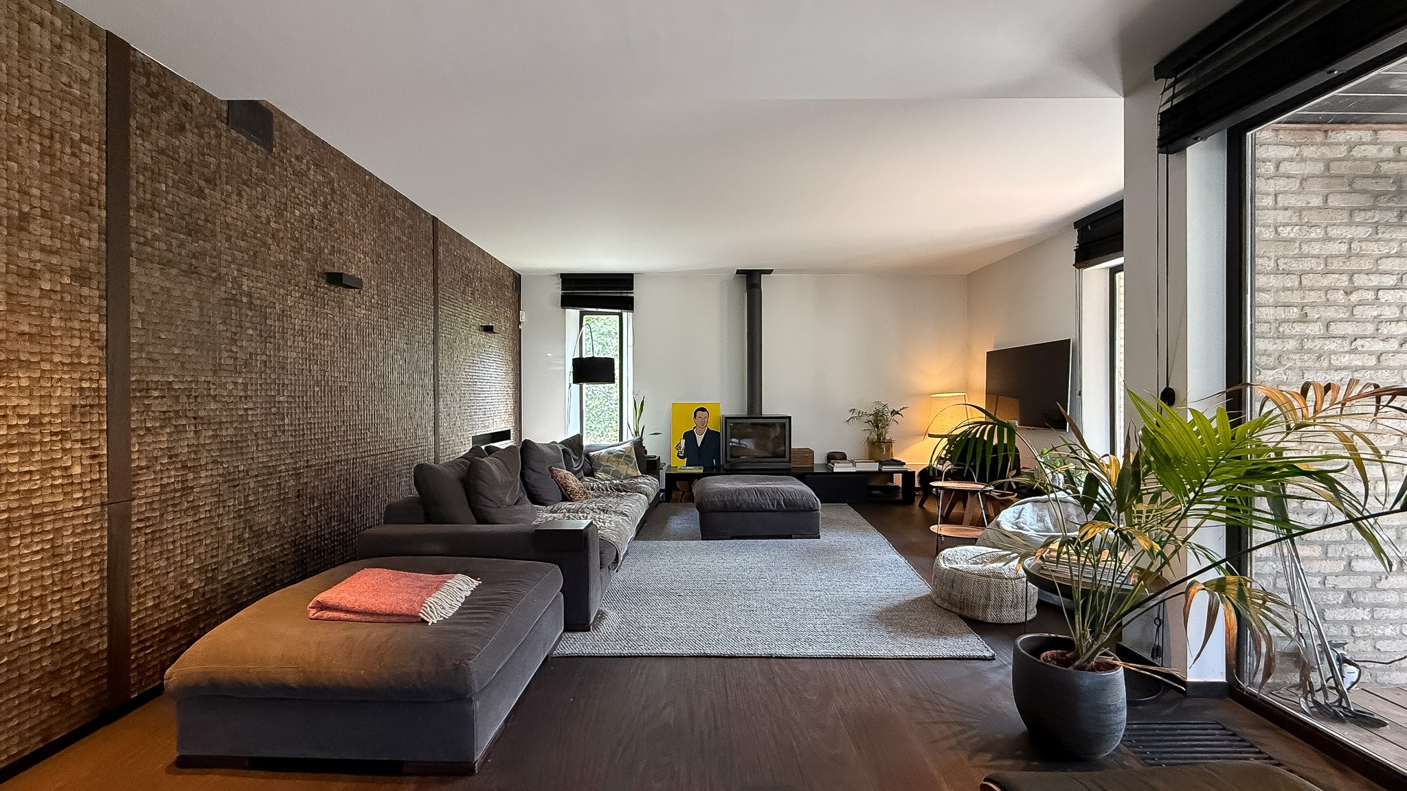Architecturale villa - perfect voor een vrij beroeper - gelegen in een residentiele wijk 