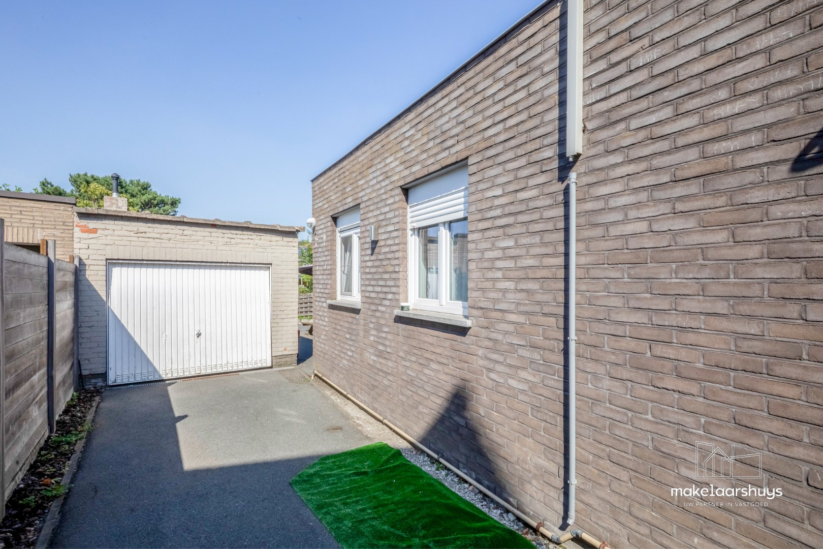 Ruime HOB met 3 slpks in een rustige straat te Wondelgem 
