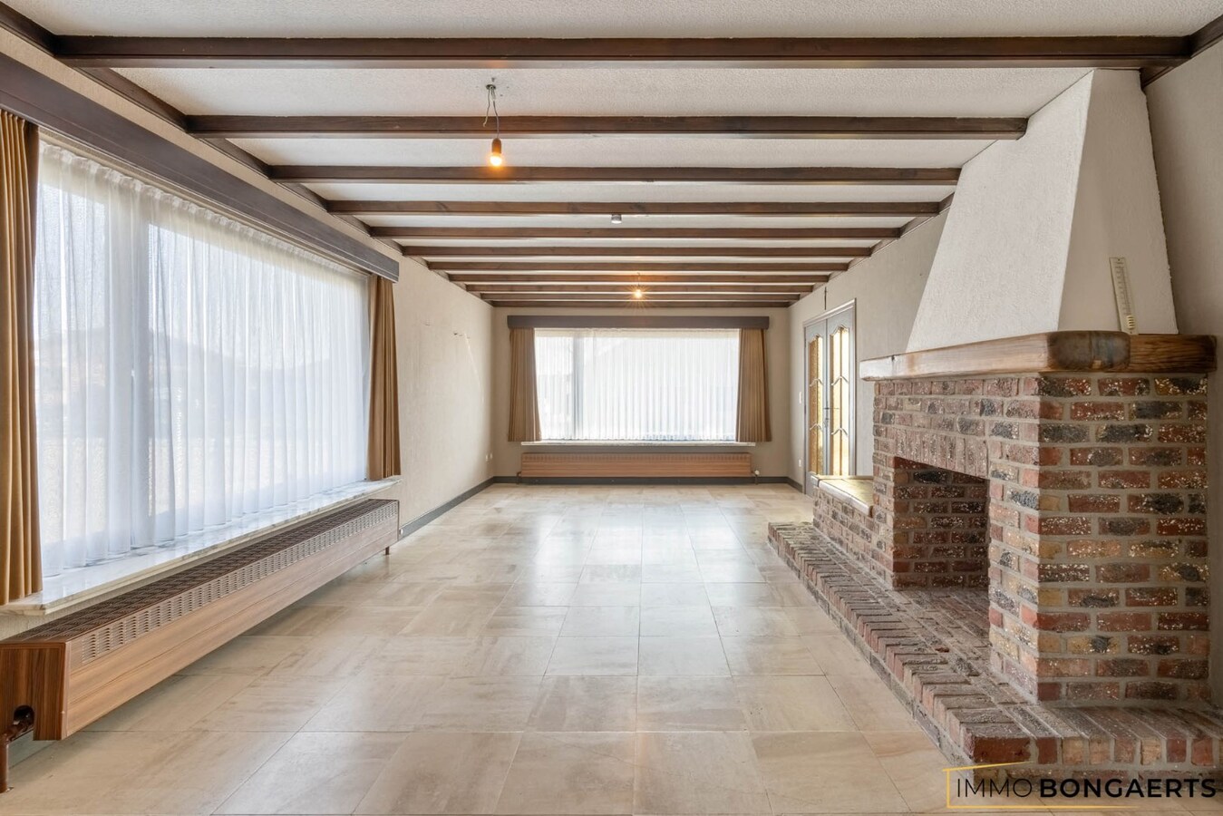 Ruime woning met drie slaapkamers 