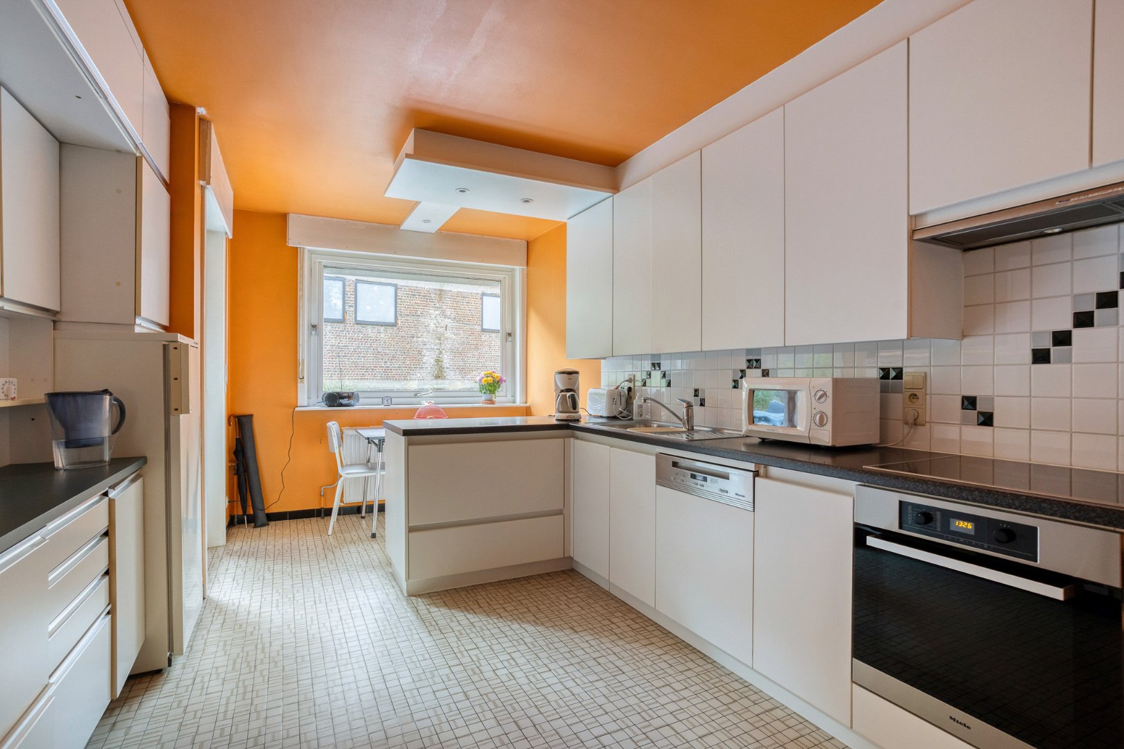 WONING met 3 slaapkamers en garage op 1.465 m² – 1640 SINT-GENESIUS-RODE 