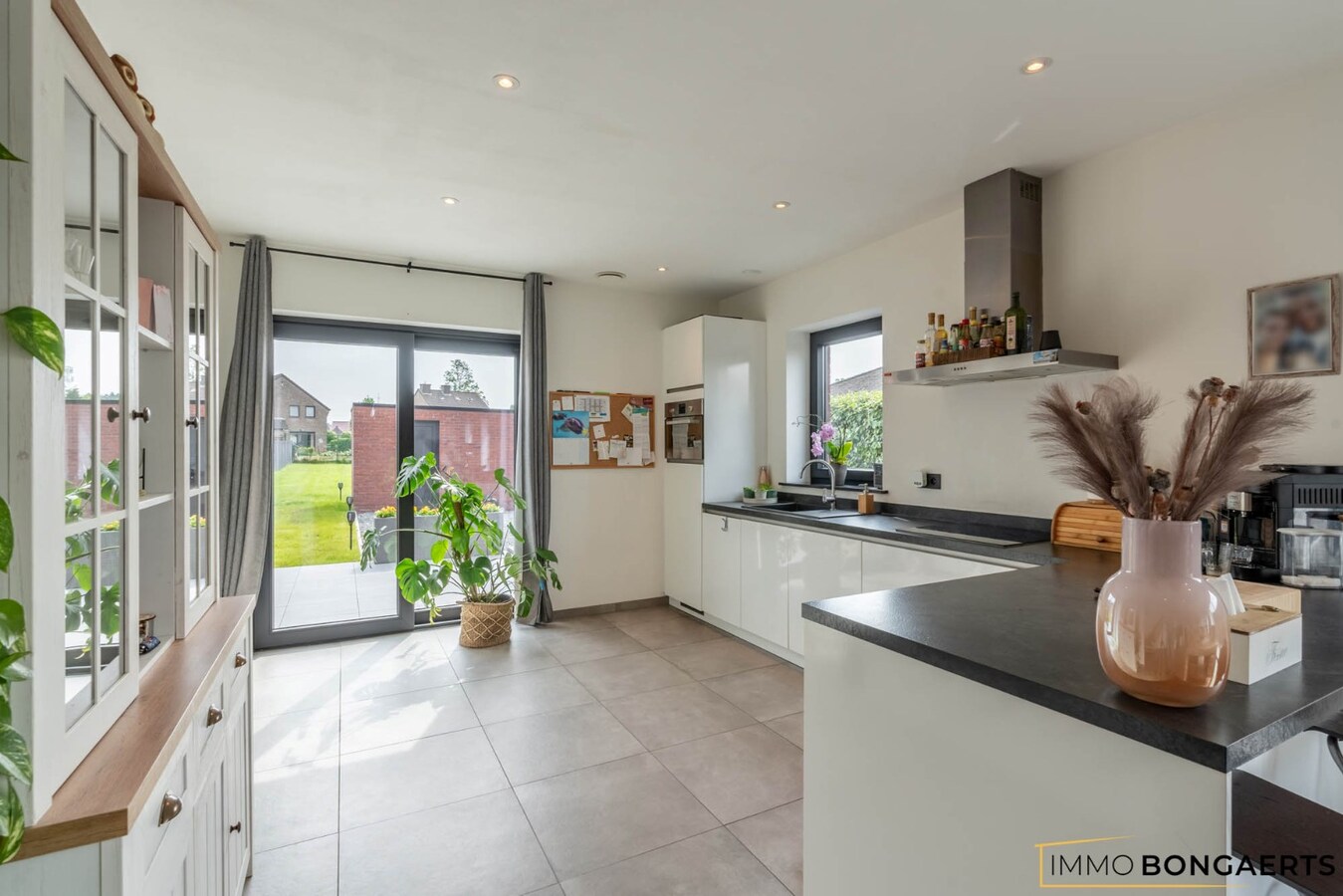 Moderne woning in het centrum van Opglabbeek met 3 slaapkamers. 