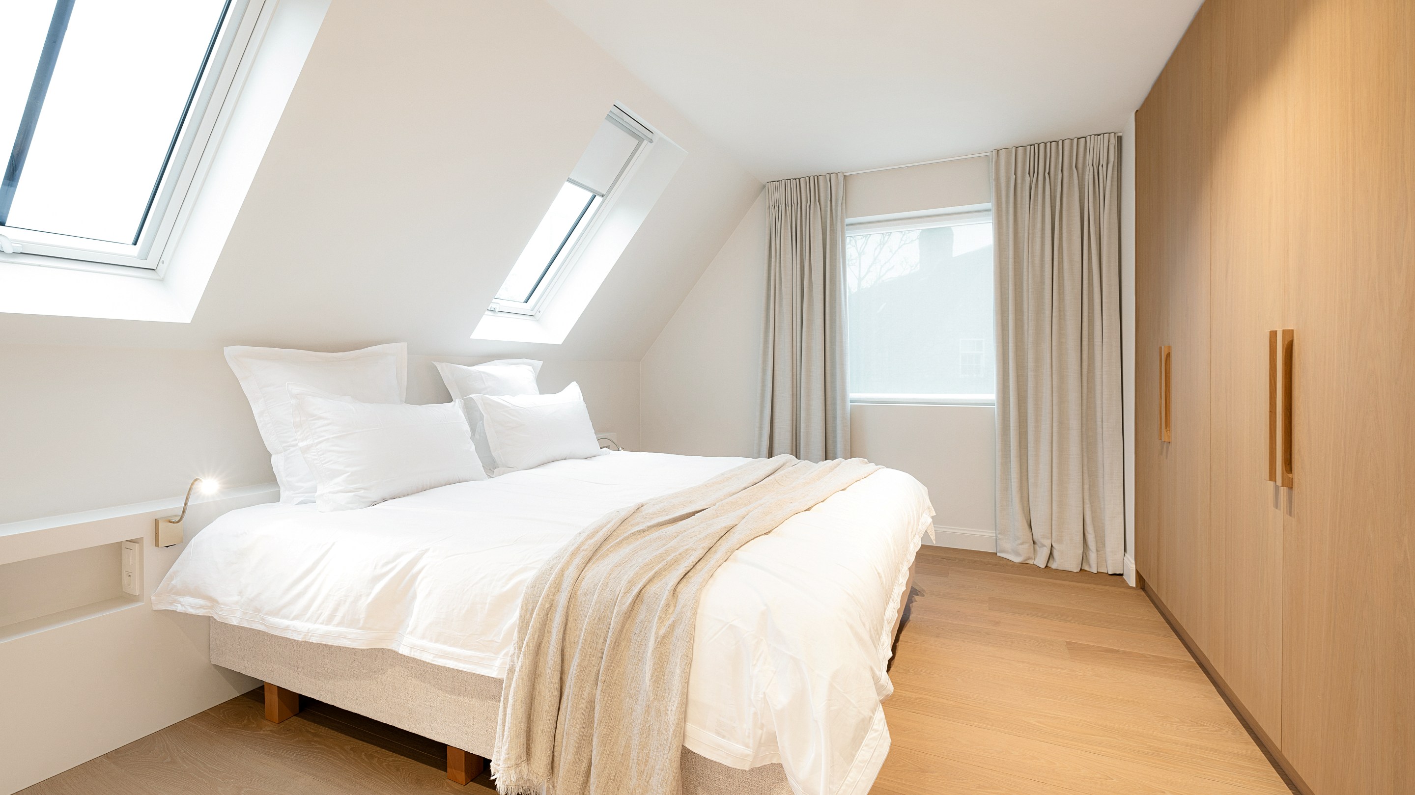 Luxueuze alleenstaande villa met 5 slaapkamers op rustige ligging in Knokke 