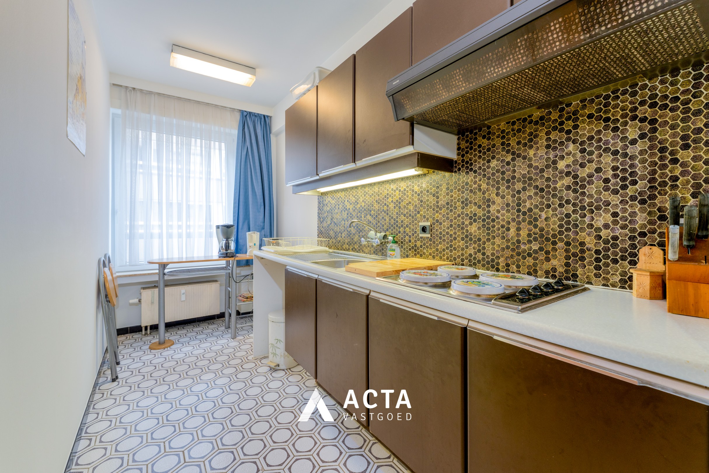 Centraal gelegen appartement met twee slaapkamers nabij zeedijk 