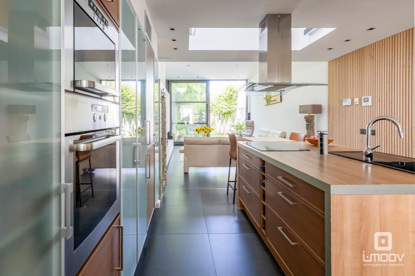 Architecturale woning met 3 slaapkamers te Zwijnaarde 