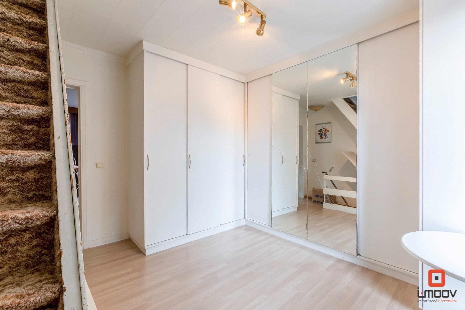 Charmante rijwoning te koop met koer en uitbreidingsmogelijkheden in Melle 