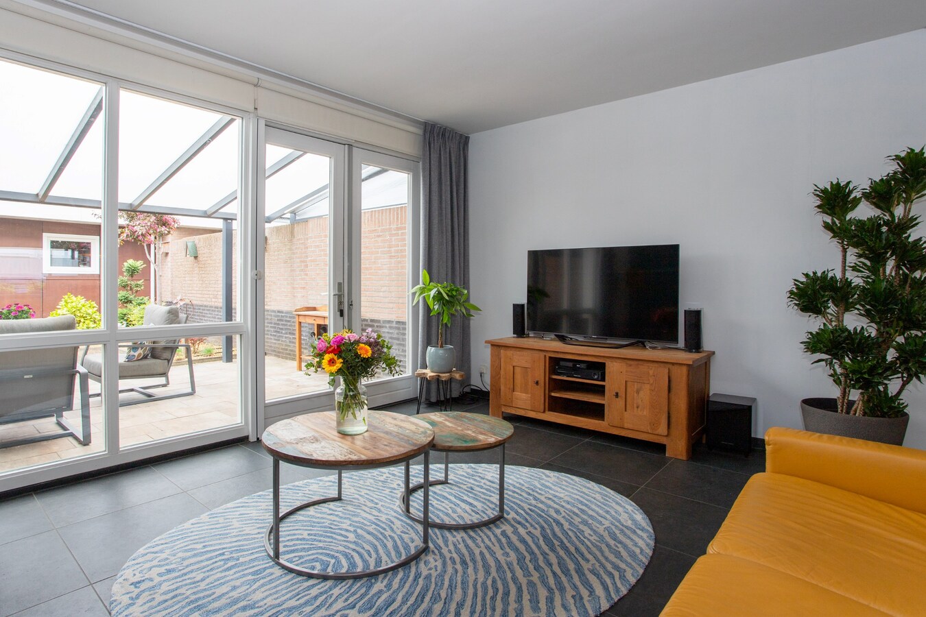 Moderne en royale tussenwoning – instapklaar en energiezuinig! 