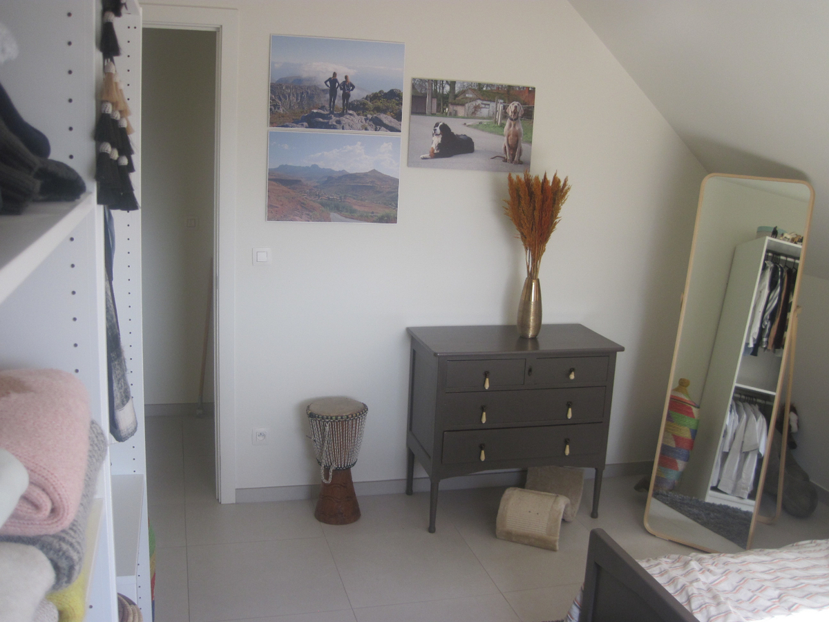 Nieuwe, ruime duplex!   GEEN VASTE KOSTEN !! 