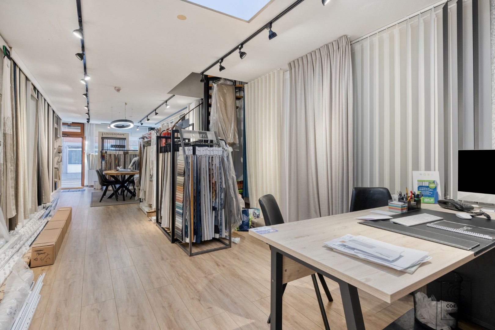 Handelspand met potentieel voor woongelegenheid op toplocatie te Deurne! 