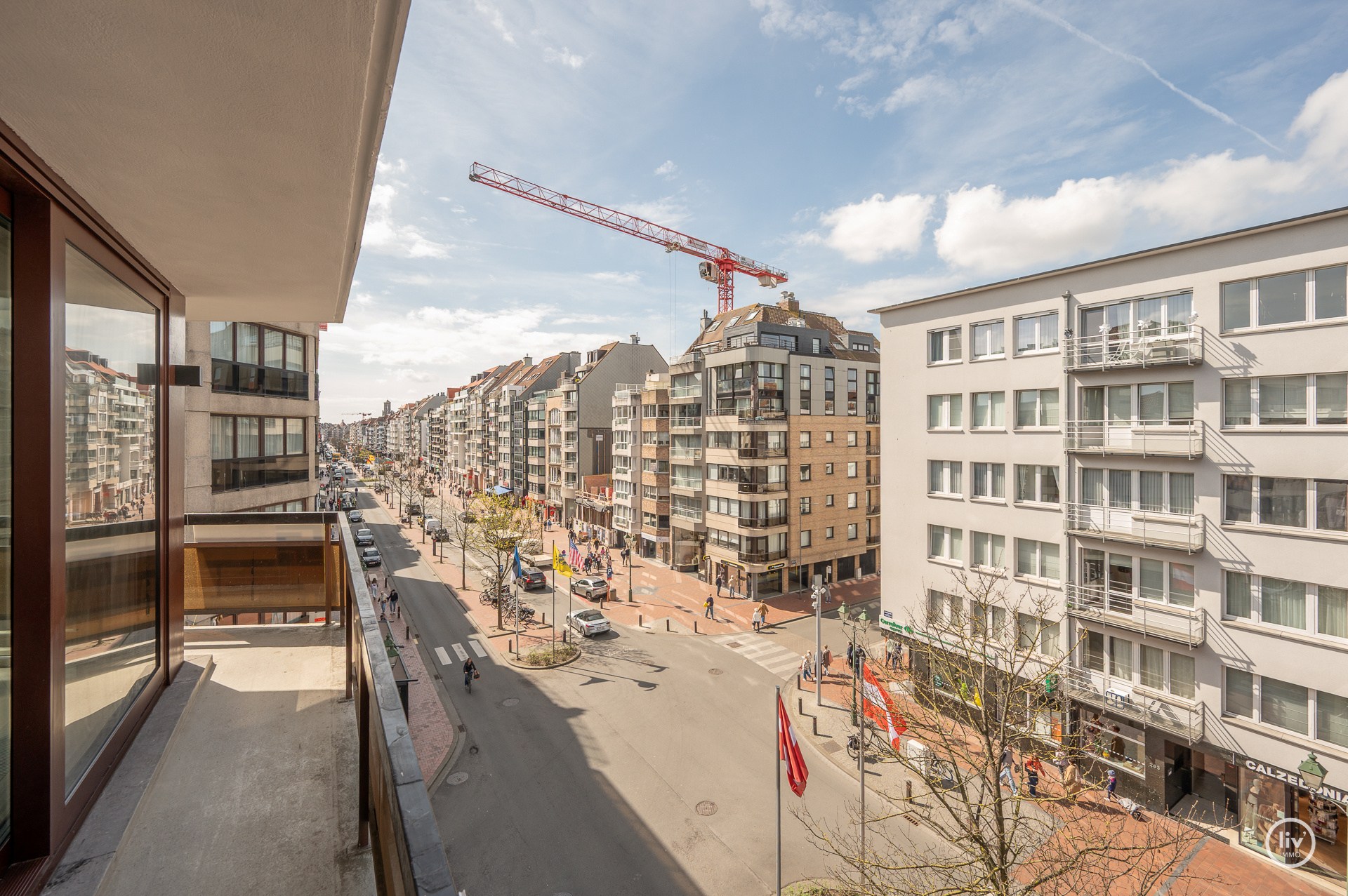 Stijlvol gerenoveerd hoekappartement op topligging in het hart van Knokke 