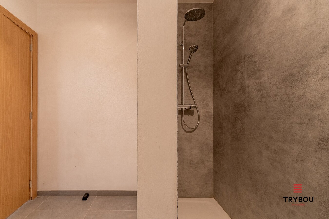 Landelijk gelegen woning met verzorgde tuin 