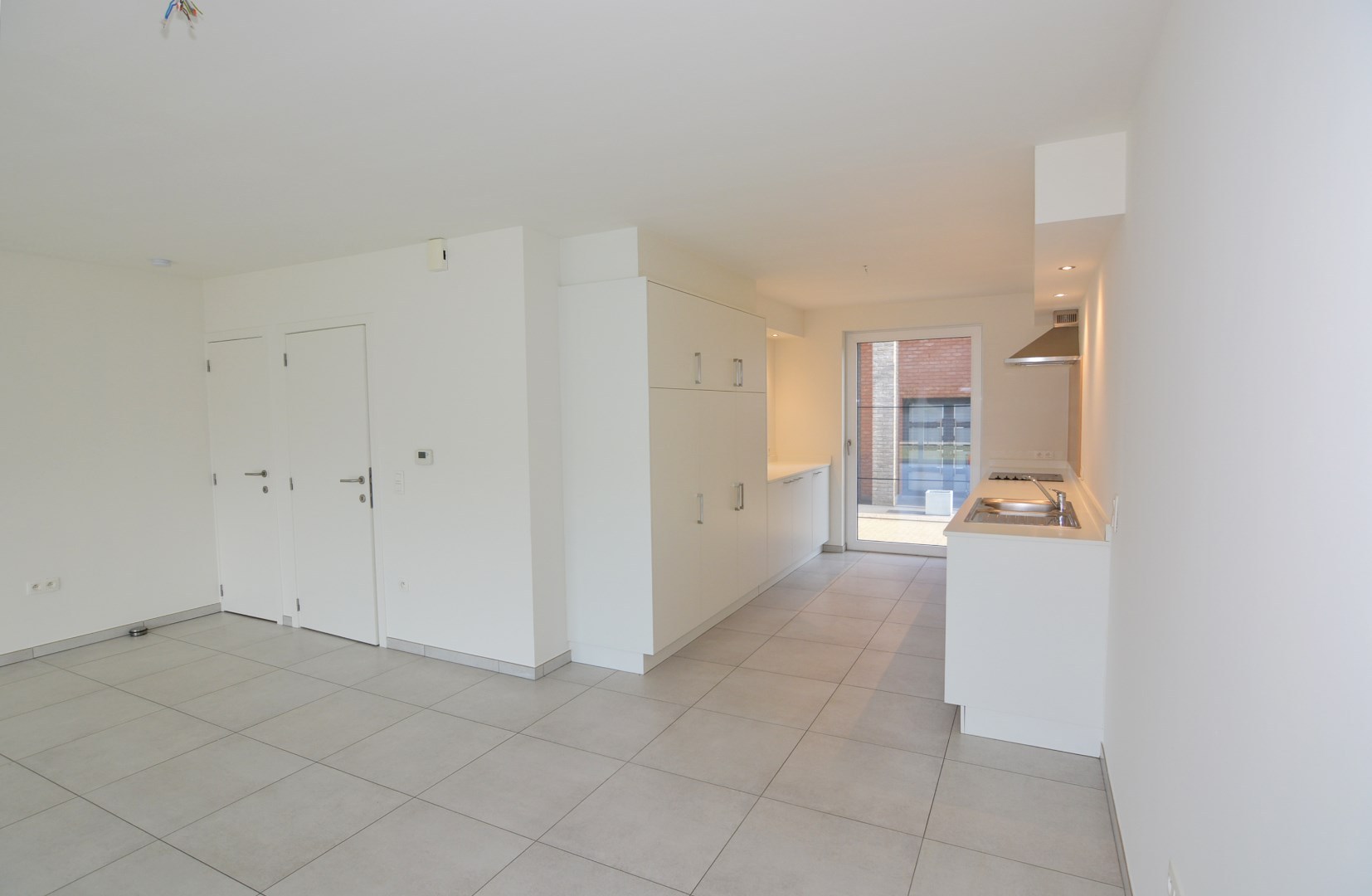 Moderne appartementswoning met 3 slpk, dubbele garage en terras. 