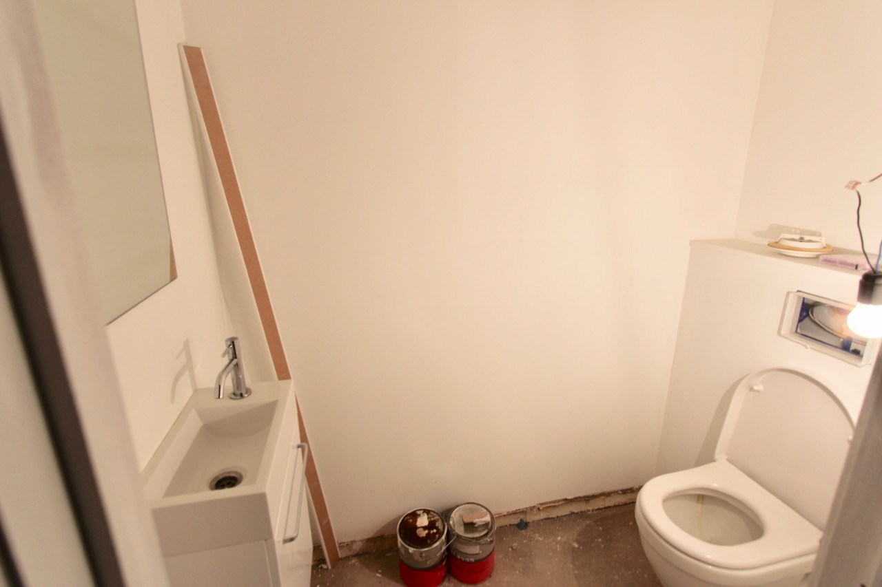 Handelspand te huur op een TOP ligging in de LIPPENSLAAN te Knokke. 