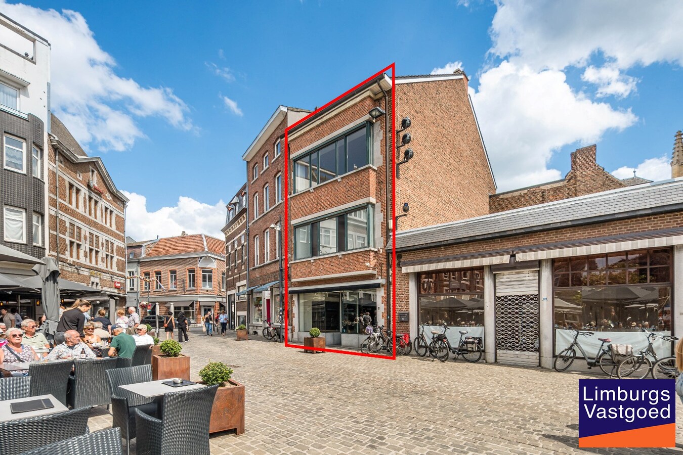 Handelshuis op commerciële topligging aan de Grote Markt 