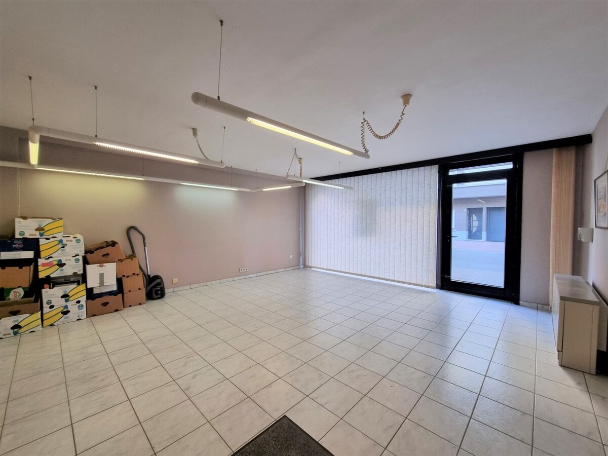 Uitzonderlijk groot (+- 170 m²!!) gelijkvloers appartement vlakbij het strand - Heist 