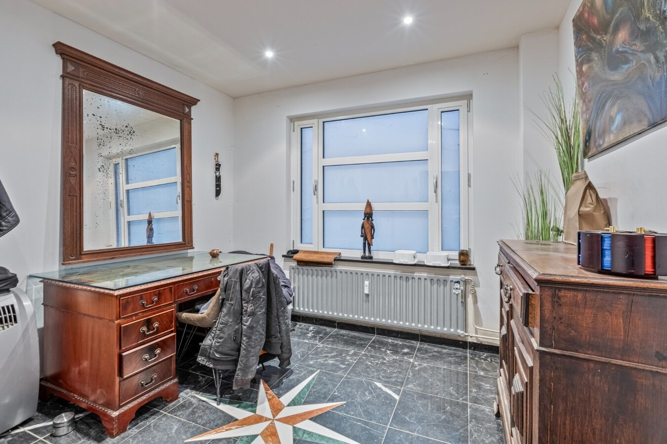 Ruim appartement gelegen op de 1ste verdieping in het centrum van Maaseik! 