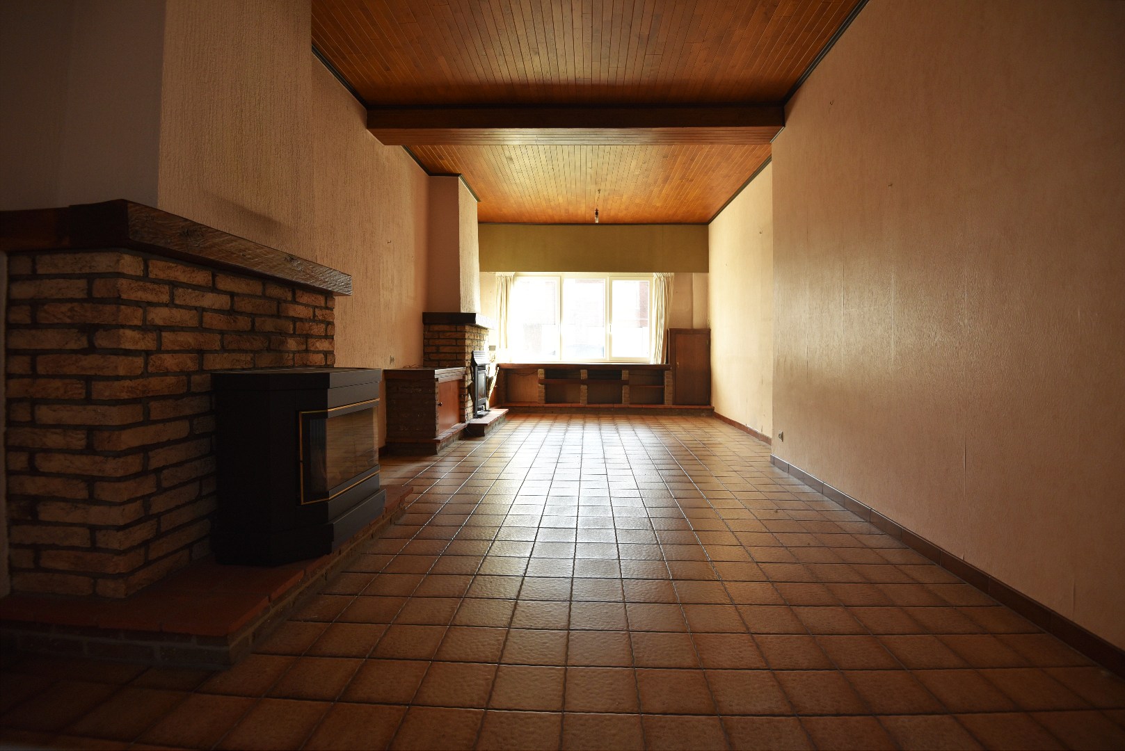 Woning met 3 slaapkamers en garage  nabij centrum Eeklo 