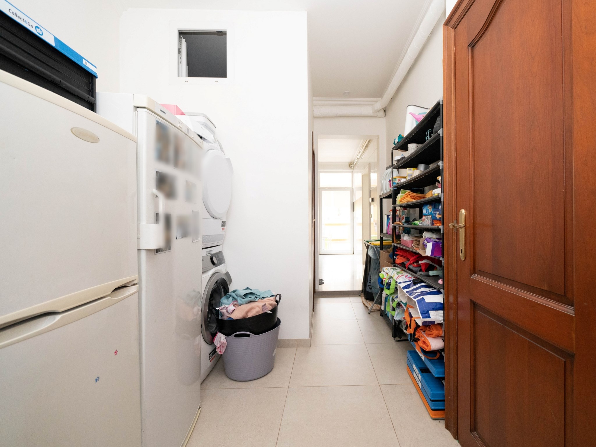 Zeer grote, instapklare woning met 6 kamers en 2 badkamers 