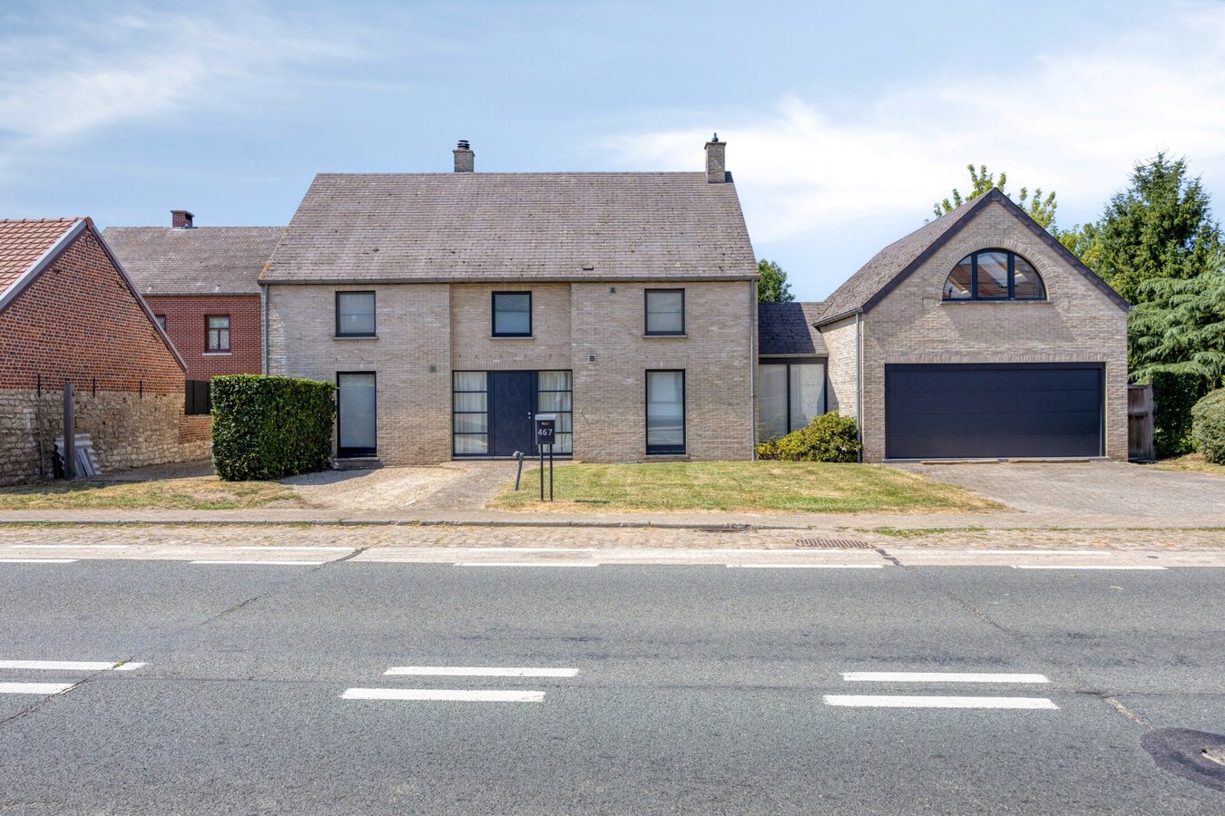 Exclusieve VILLA met zwembad in Zétrud-Lumay (Jodoigne) 