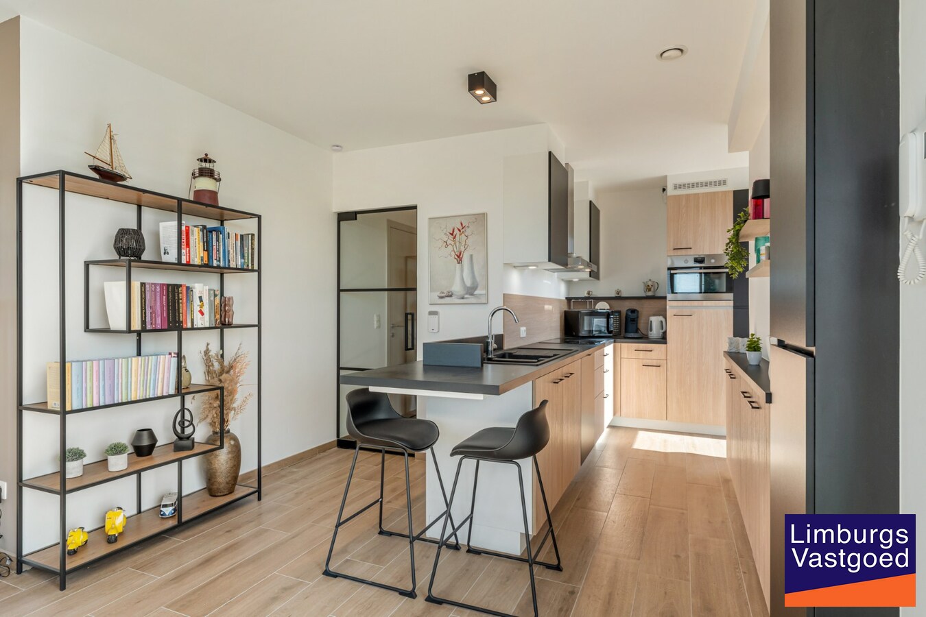 Modern appartement met terras, autostaanplaats + kelderberging 