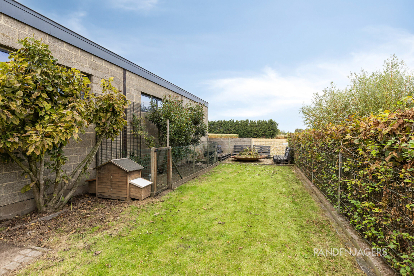 Verrassend ruime HOB (290 m²) met garage voor 3 wagens te Duffel 