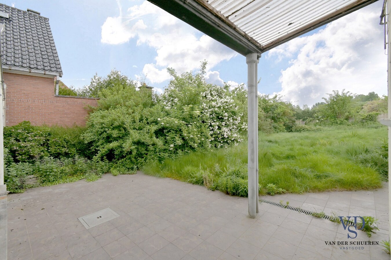 Ruime, op te frissen, gezinswoning 