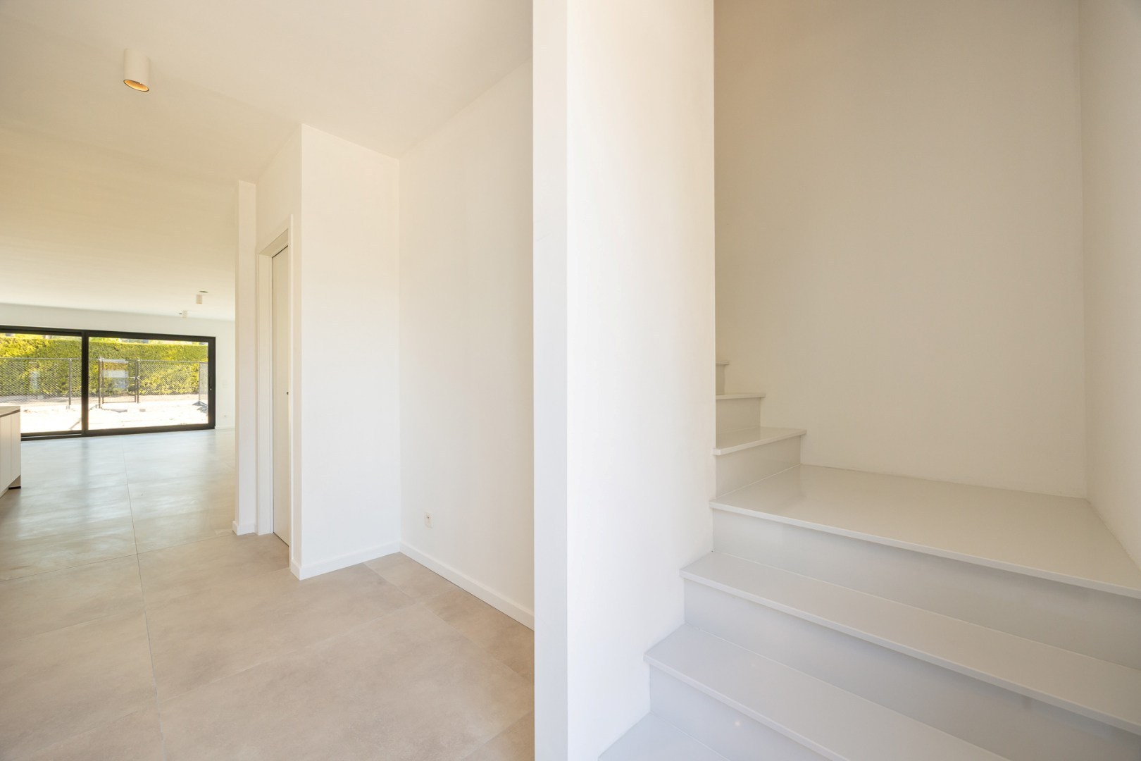 Nieuwbouw met 4 slaapkamers 