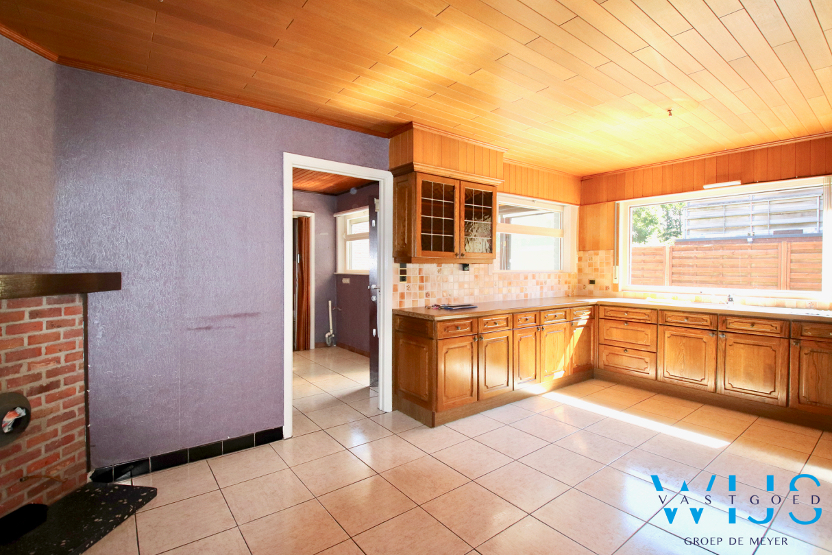 Ruim woonhuis op een zeer rustige locatie in Ertvelde ! 