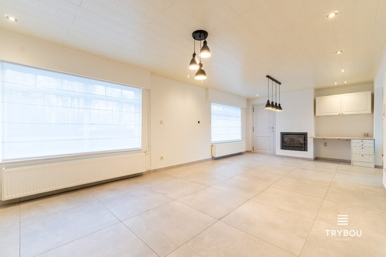 Open bebouwing met een uitzonderlijk ruim perceel in Houthulst! 