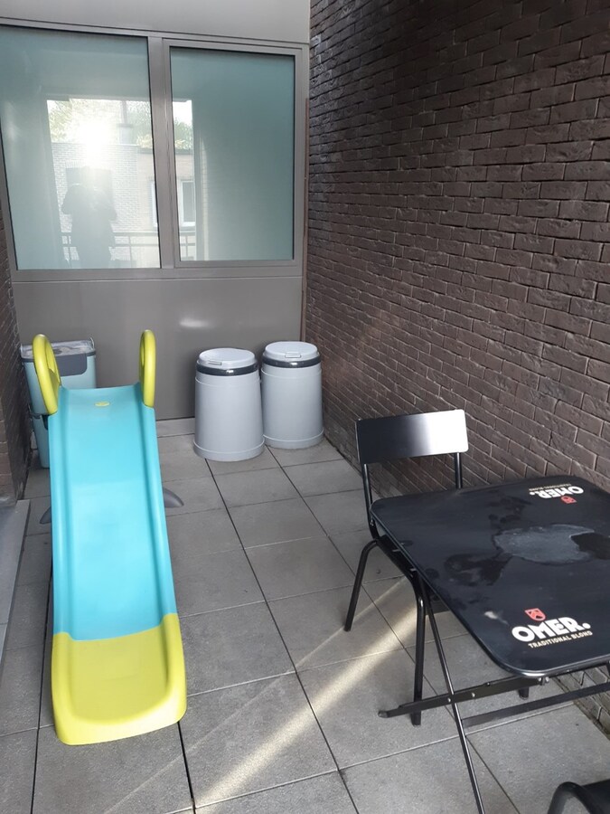 Eigentijds wonen met mega-kelder. 