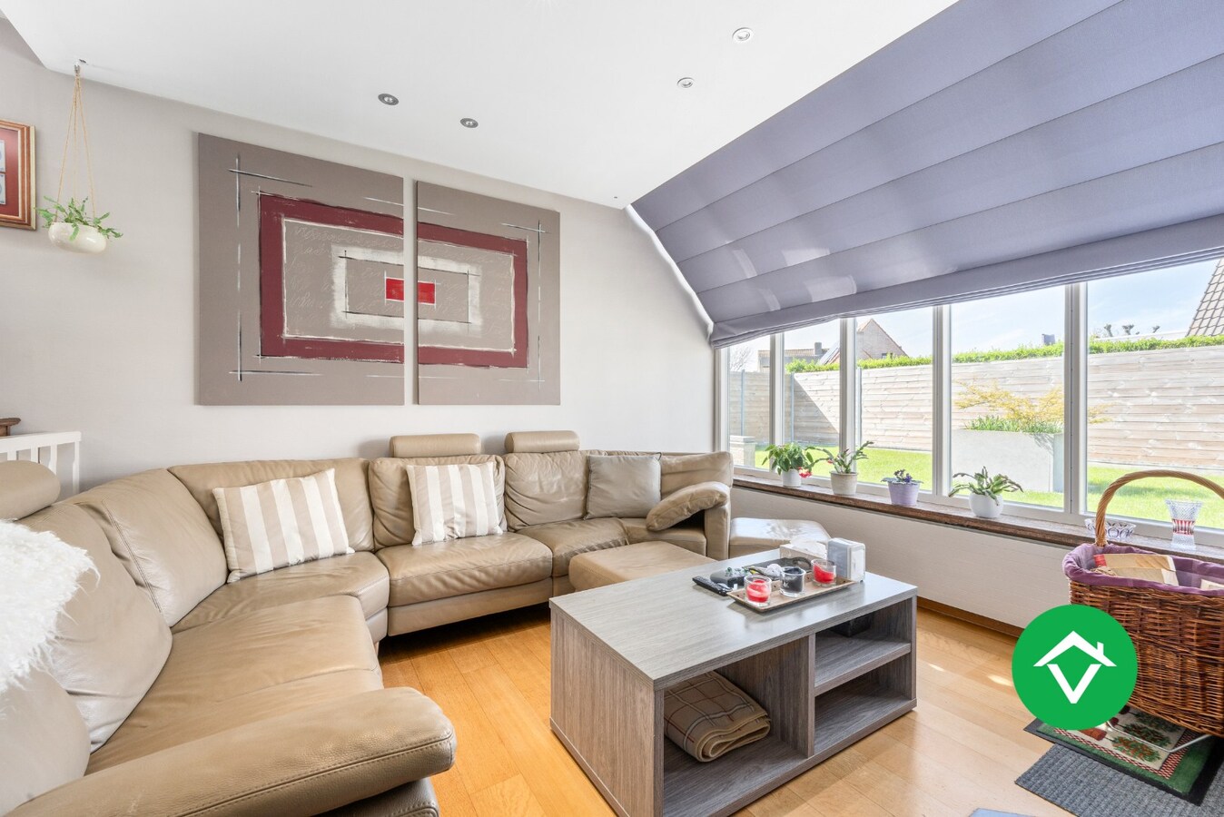 Alleenstaande woning met 5 slaapkamers en garage te Torhout 