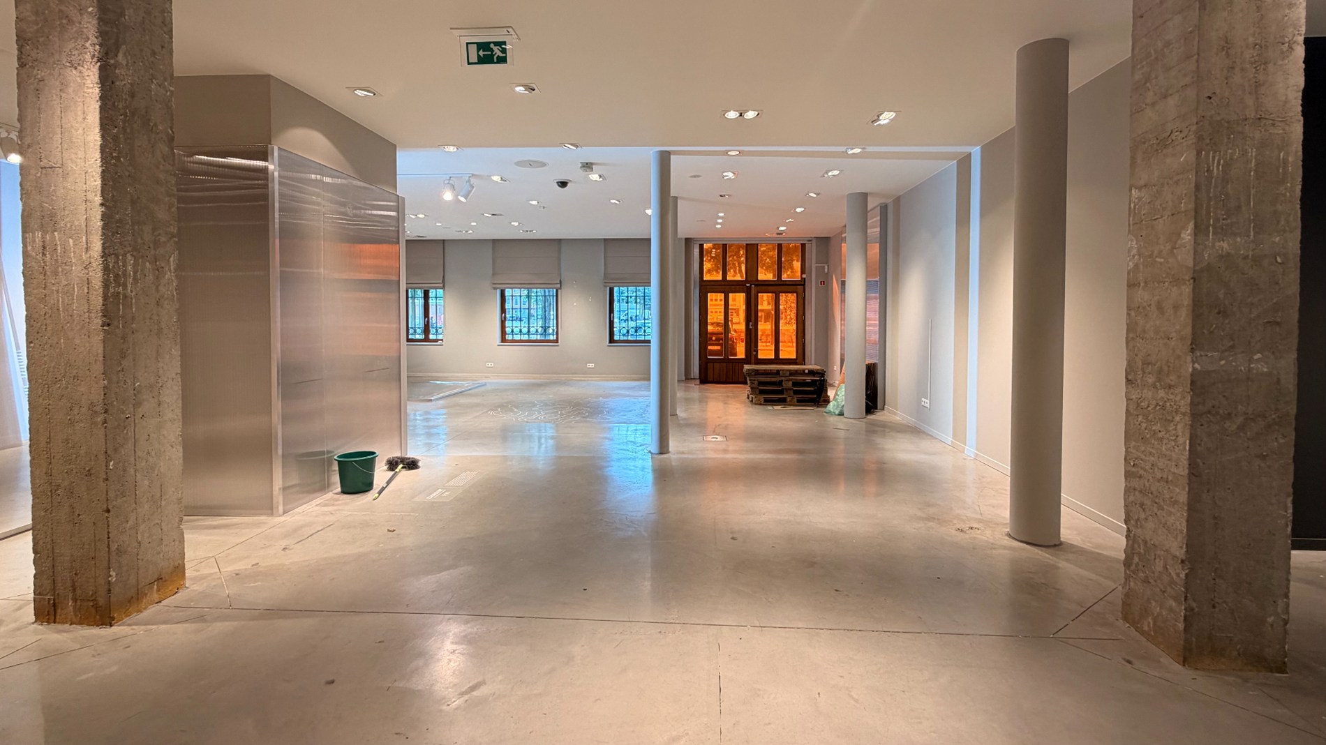 Showroom (B2B) of kantoorruimte te huur aan 't Eilandje in Antwerpen