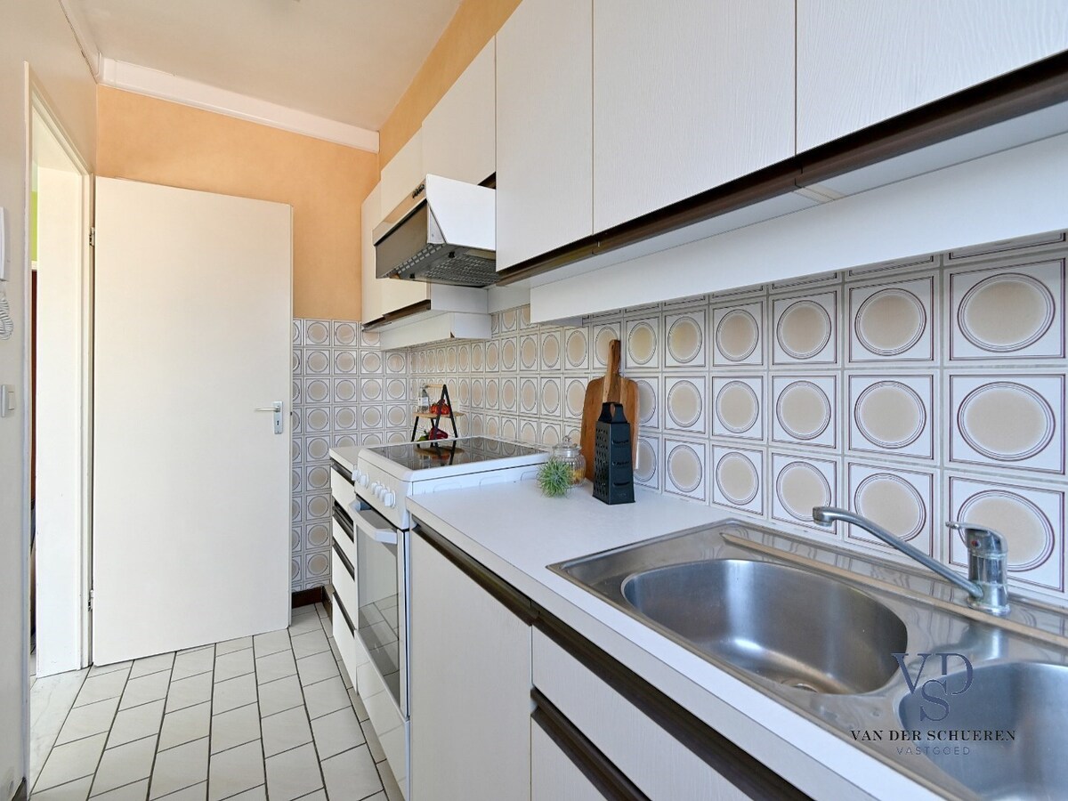 Lichtrijk appartement centrum Gavere. 